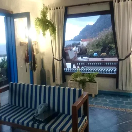 Exclusiva En Puntas Con Piscina Privada Y Zona De Barbacoa